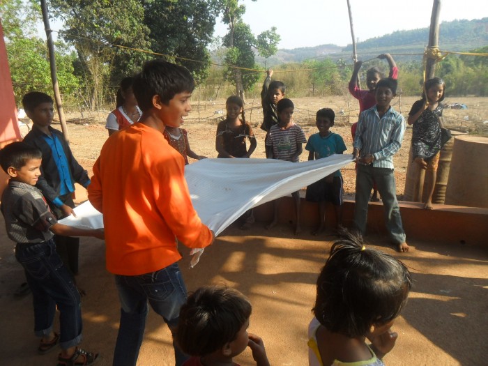 IVI Indian children playing