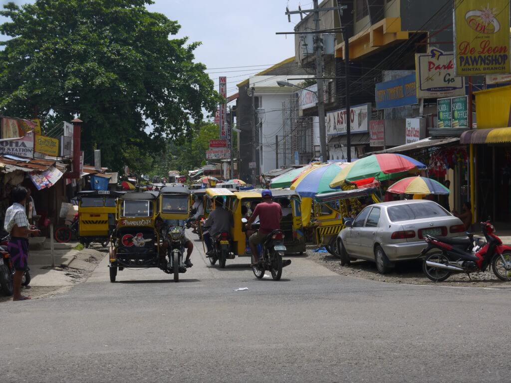 bustling city streets philippines