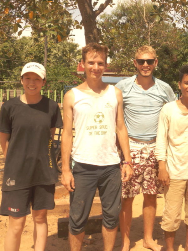 volunteer construction cambodia