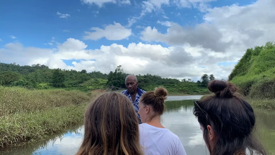 taking-a-canue-ride-in-fiji