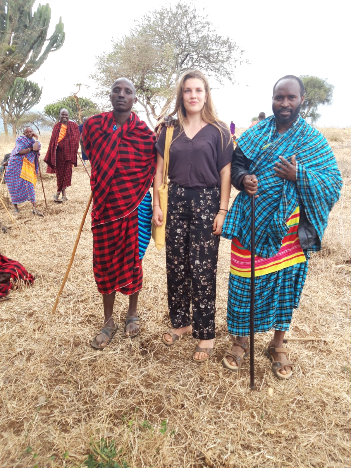 volunteer with local Maasai, Tanzania