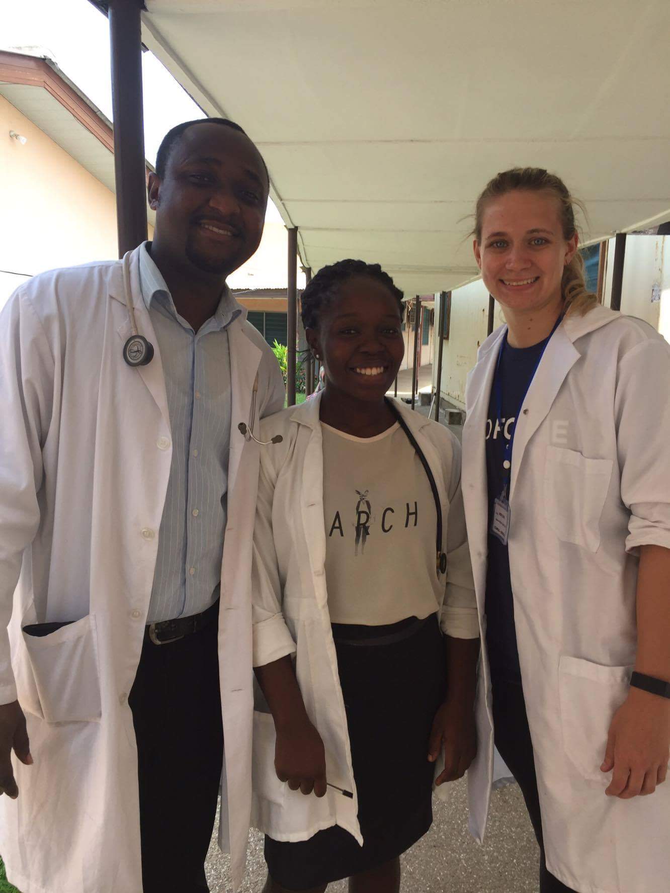 medical volunteers in Ghana