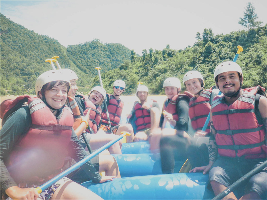 group white water rafting