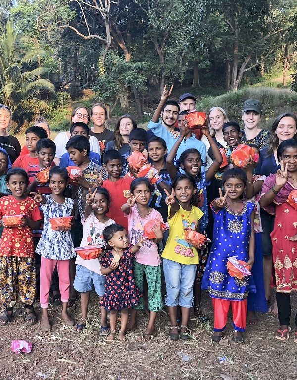 indian children in large group