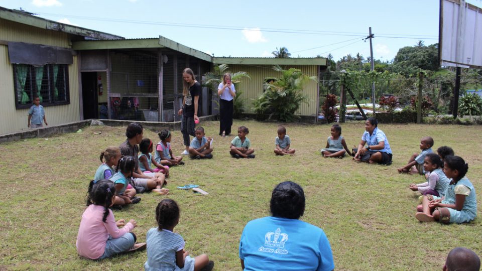 duck duck goose game