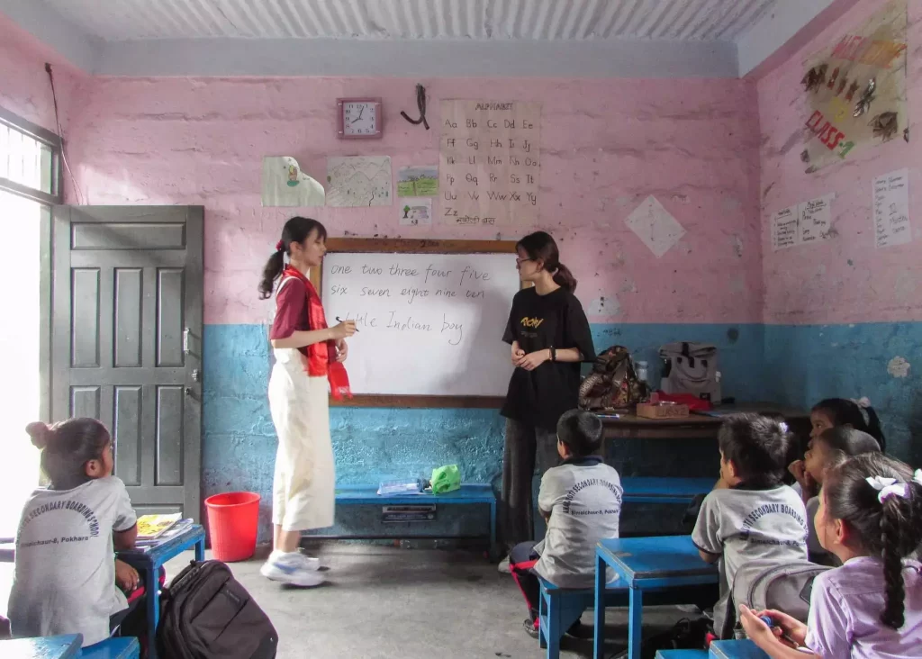 volunteers in class