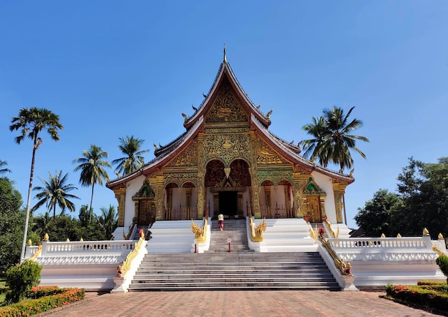 luang prabang temple