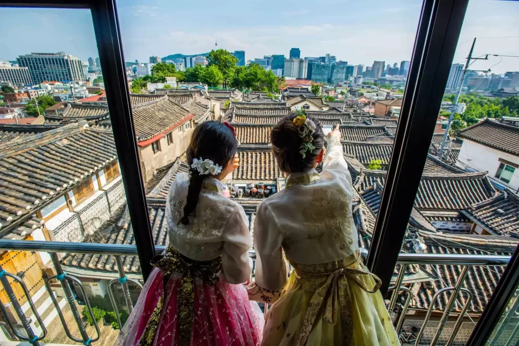 korean ladies dressed up