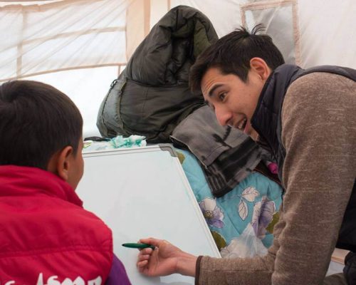 greece helping syrian refugee communities