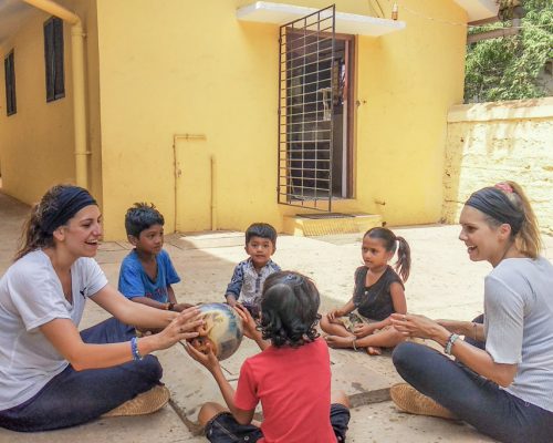 ball games to learn English