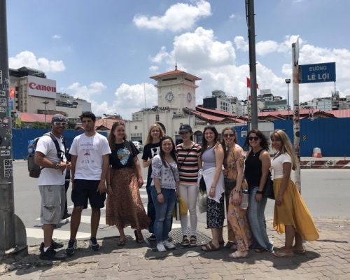 Exploring the city - Group photo