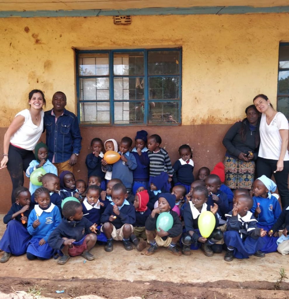 Group photo with students in kenya