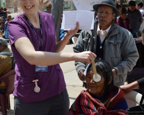 med students doing outreach in community