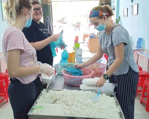 Preparing food (2)