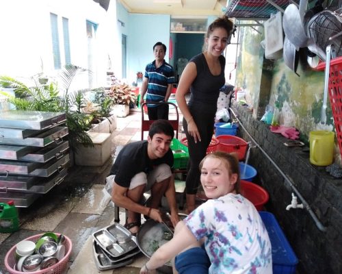 Washing dishes (2)