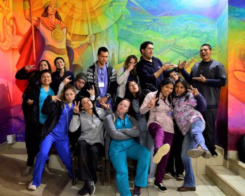 peru healthcare volunteers group pic