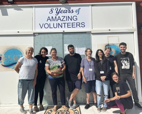 refugee volunteer group greece