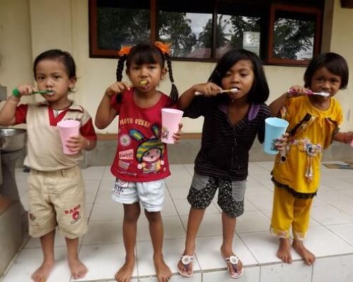 Bali school healthcare outreach