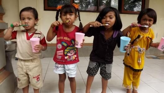 Bali school healthcare outreach